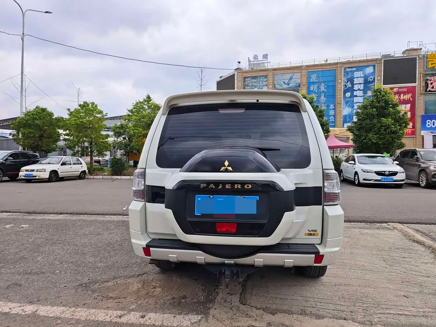 Mitsubishi Pajero 2020 — Şəkil 5/12