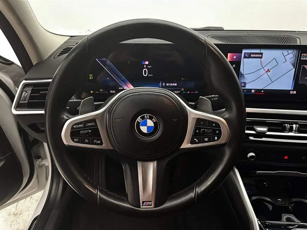 BMW 3 Series 2022 — Photo 17/20