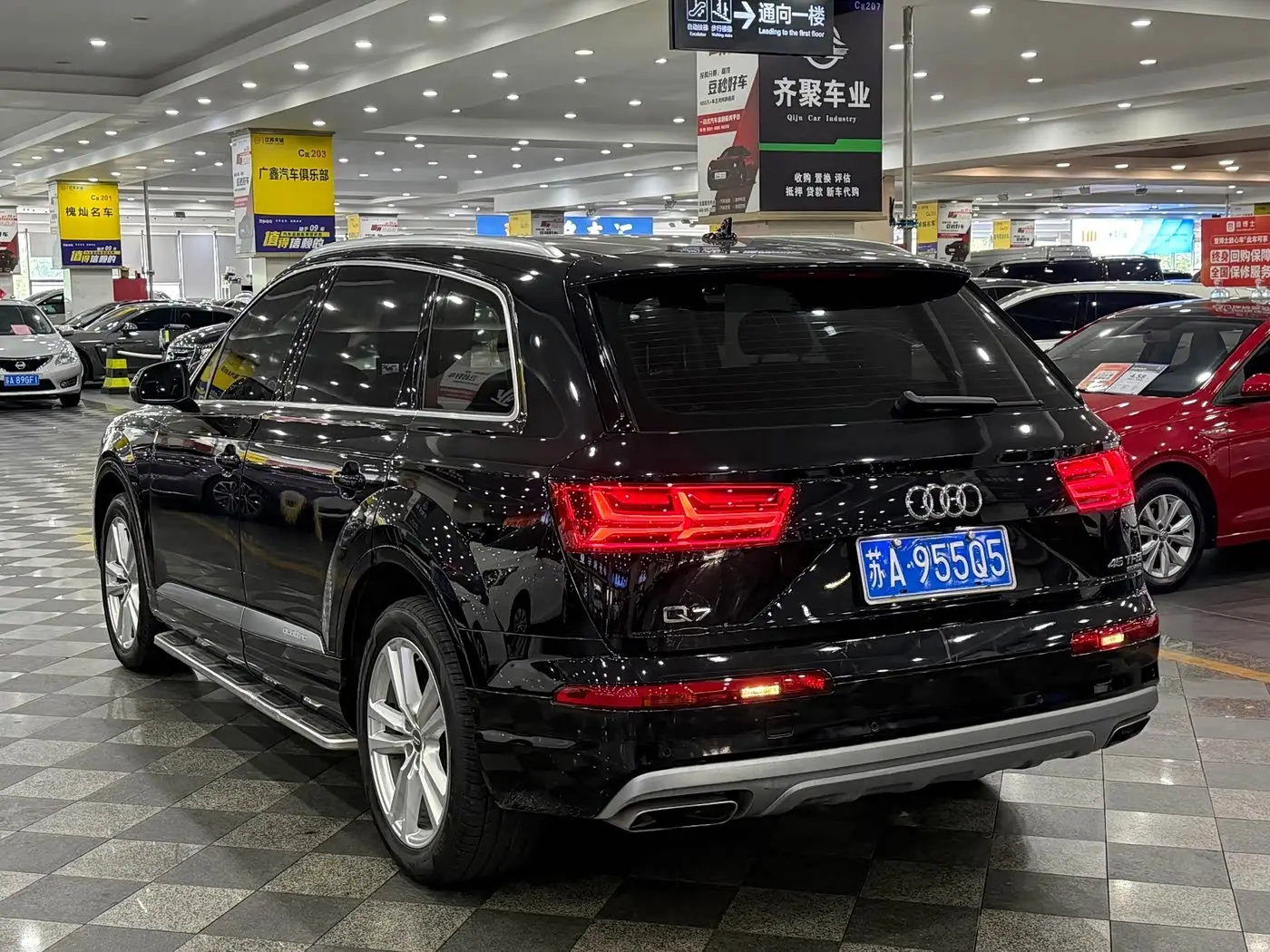 Audi Q7 2015 — Photo 5/14