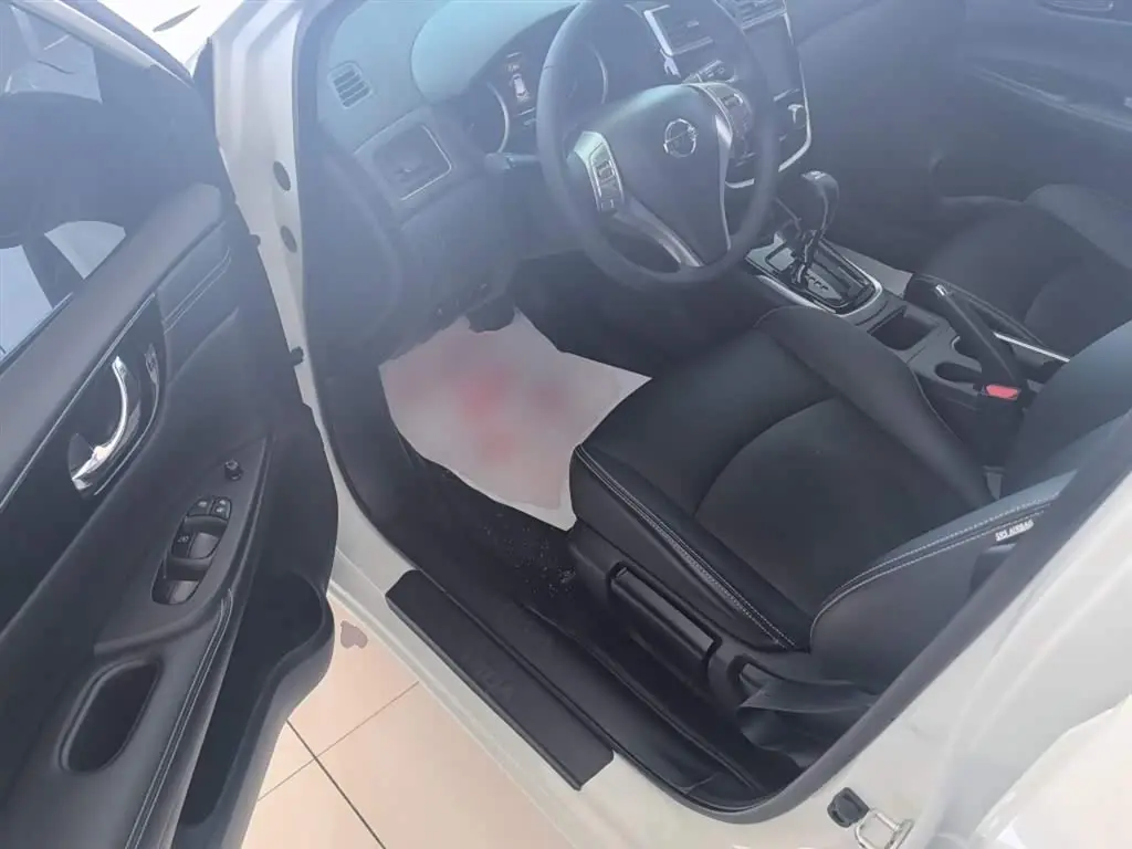 Nissan Tiida 2023 — Фото 12/20