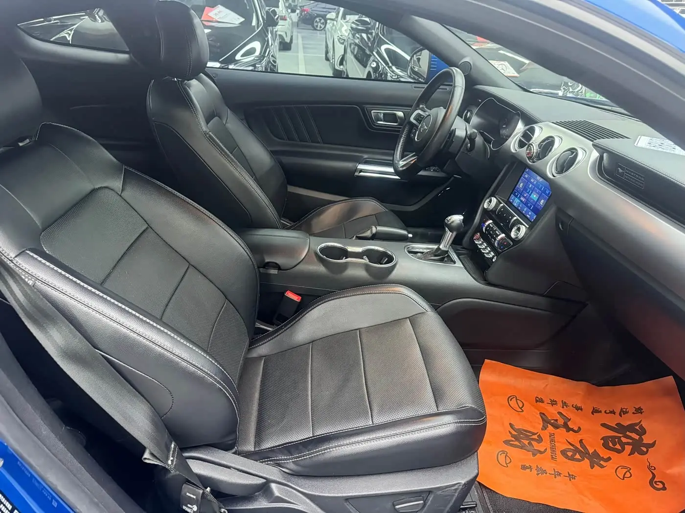 Ford Mustang 2020 — Photo 8/15