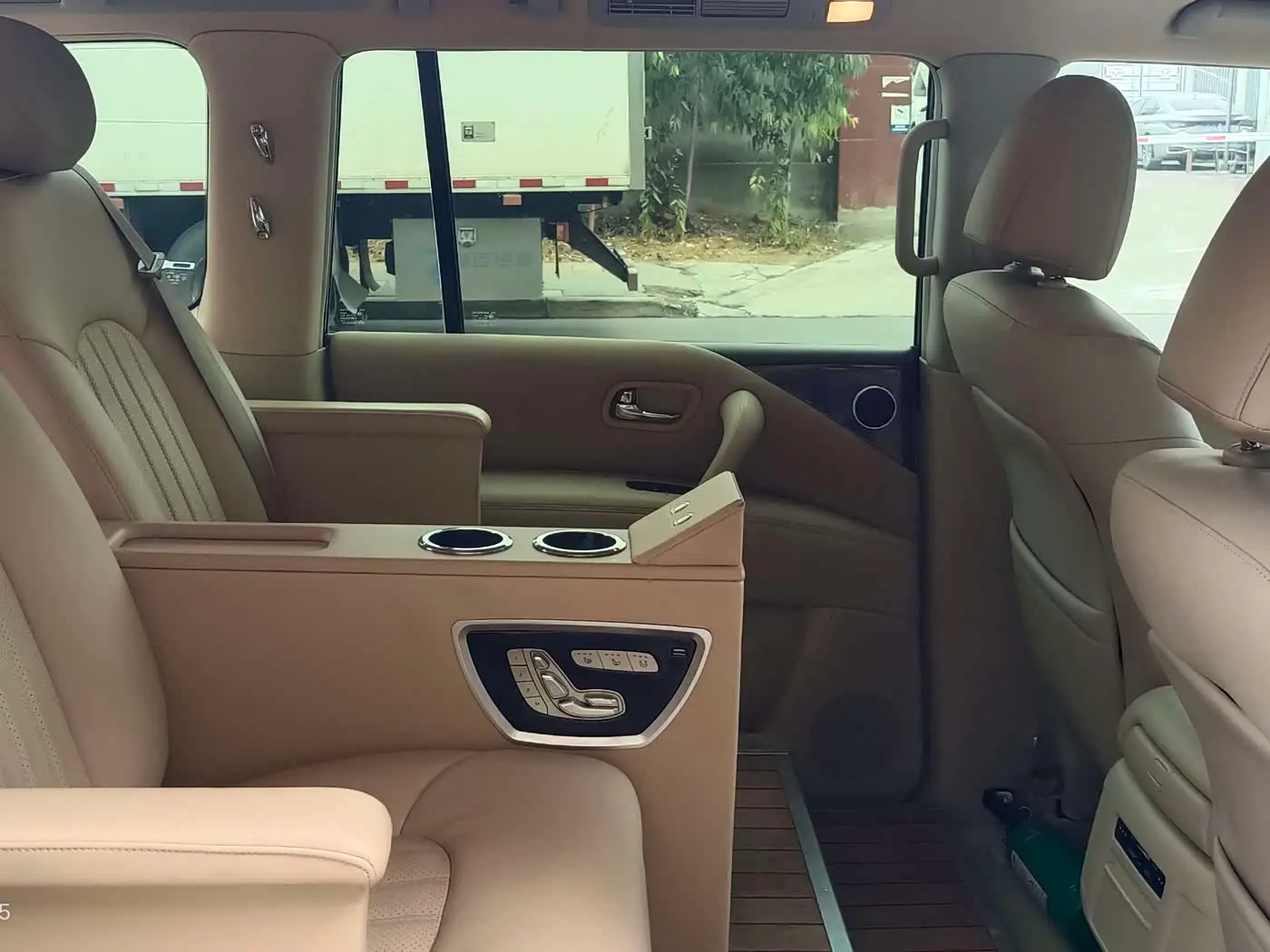 Nissan Patrol 2017 — Şəkil 5/12