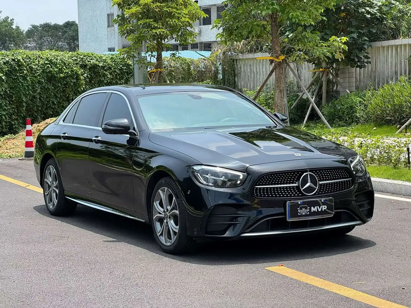 Mercedes-Benz E-Class, 2022