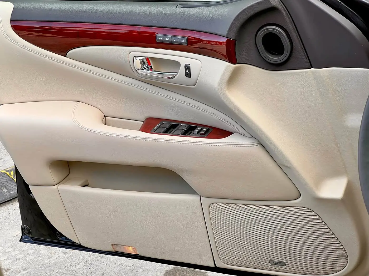 Lexus LS 2010 — Şəkil 16/20