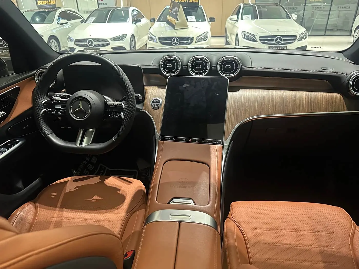 Mercedes-Benz GLC 2024 — Şəkil 6/16