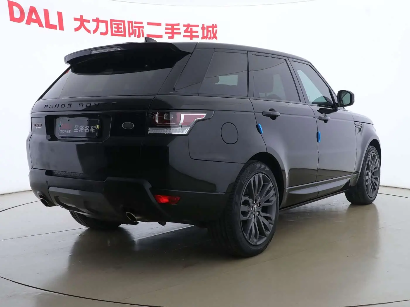 Land Rover Range Rover Sport 2017 — Şəkil 14/16