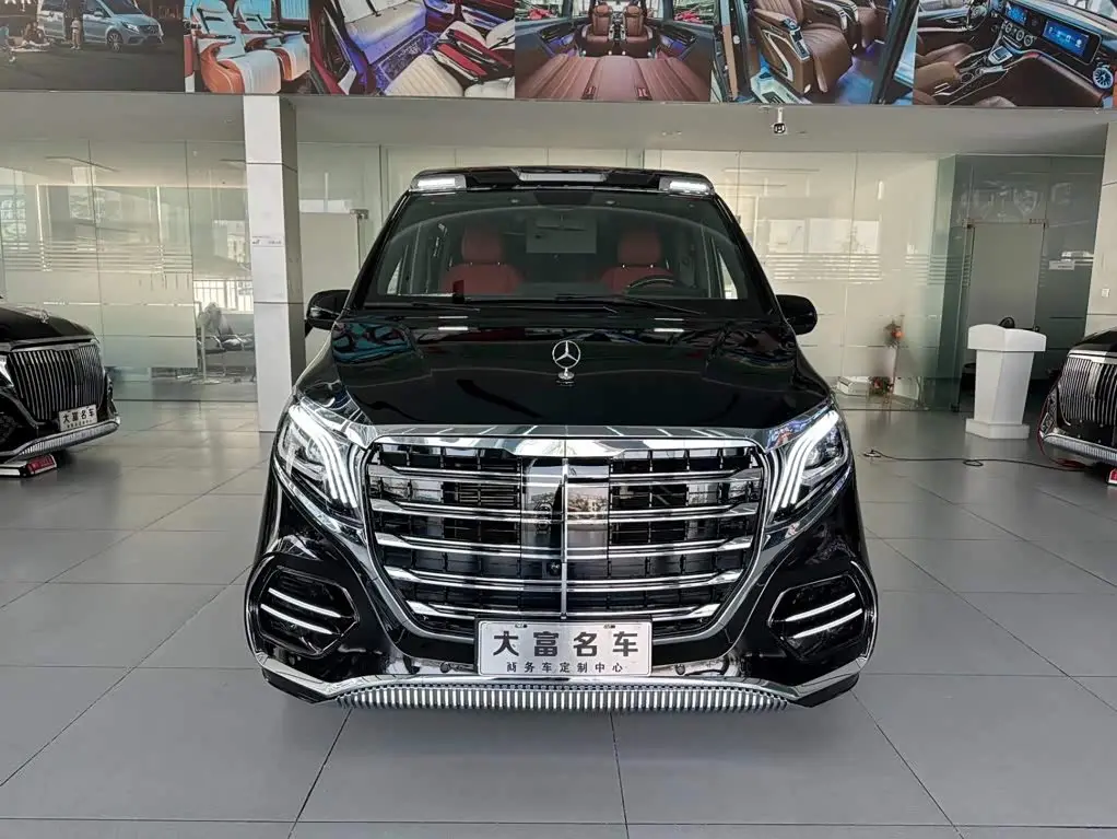 Mercedes-Benz Vito 2023 — Photo 3/20