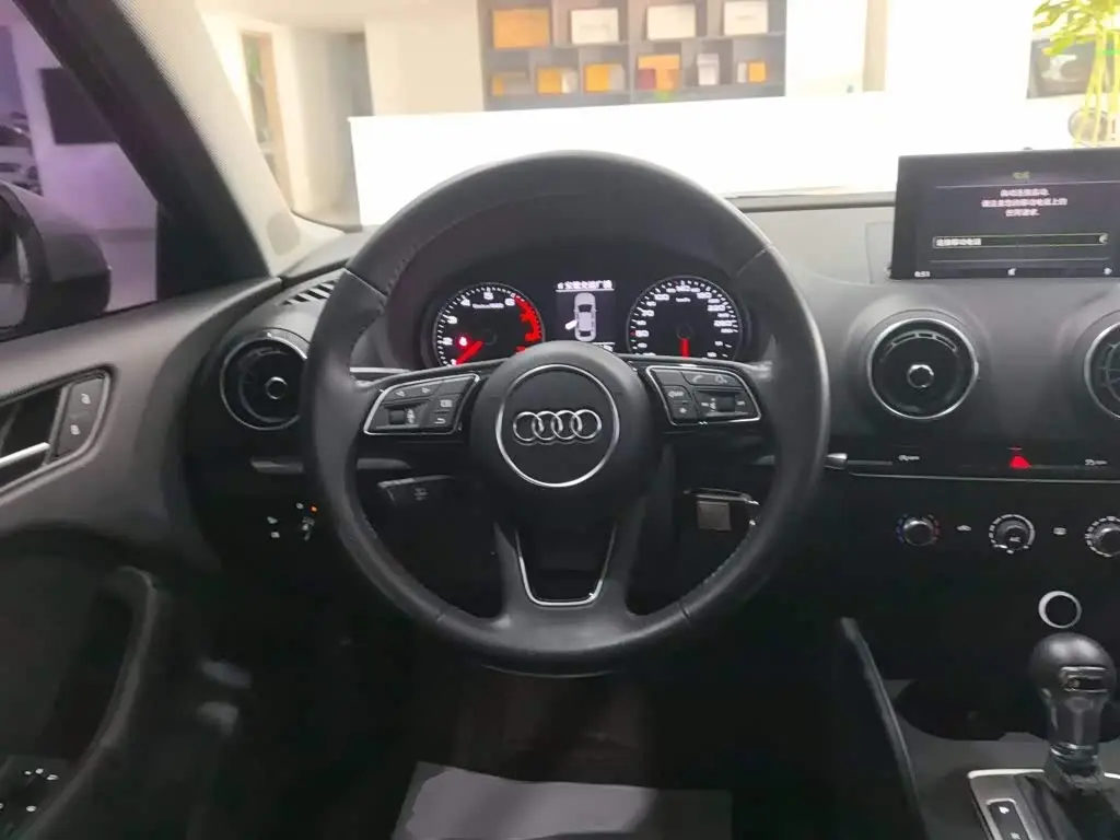 Audi A3 2021 — Şəkil 8/20