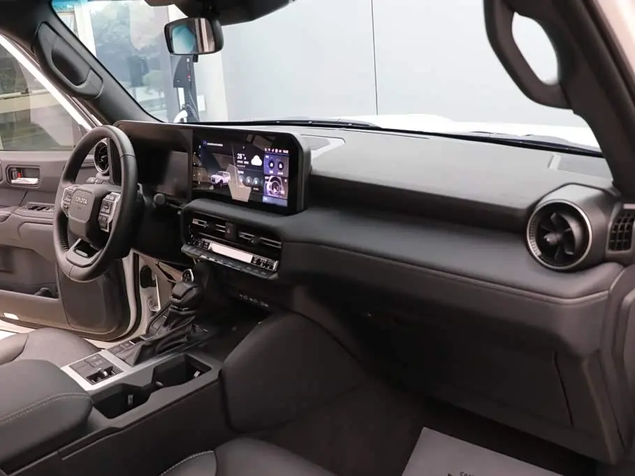 Toyota Prado 2025 — Photo 20/20