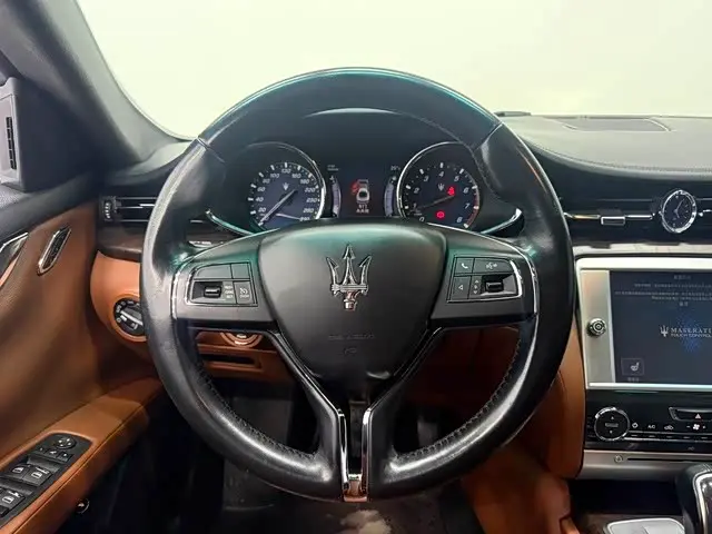 Maserati Quattroporte 2014 — Photo 11/14