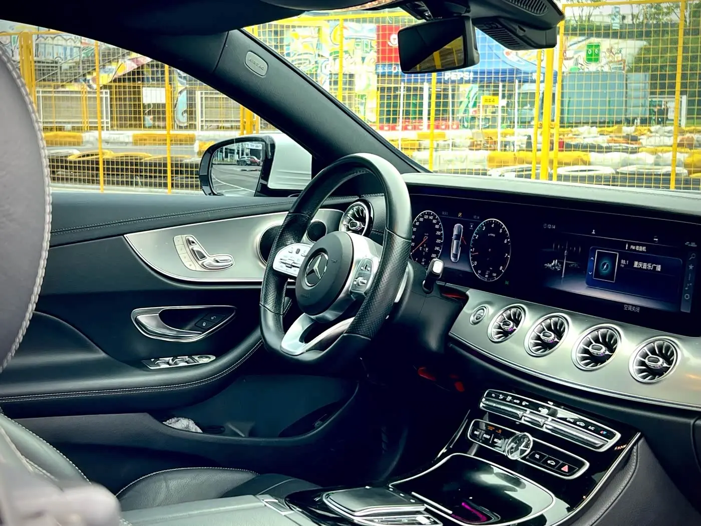 Mercedes-Benz E-Class 2019 — Фото 9/14