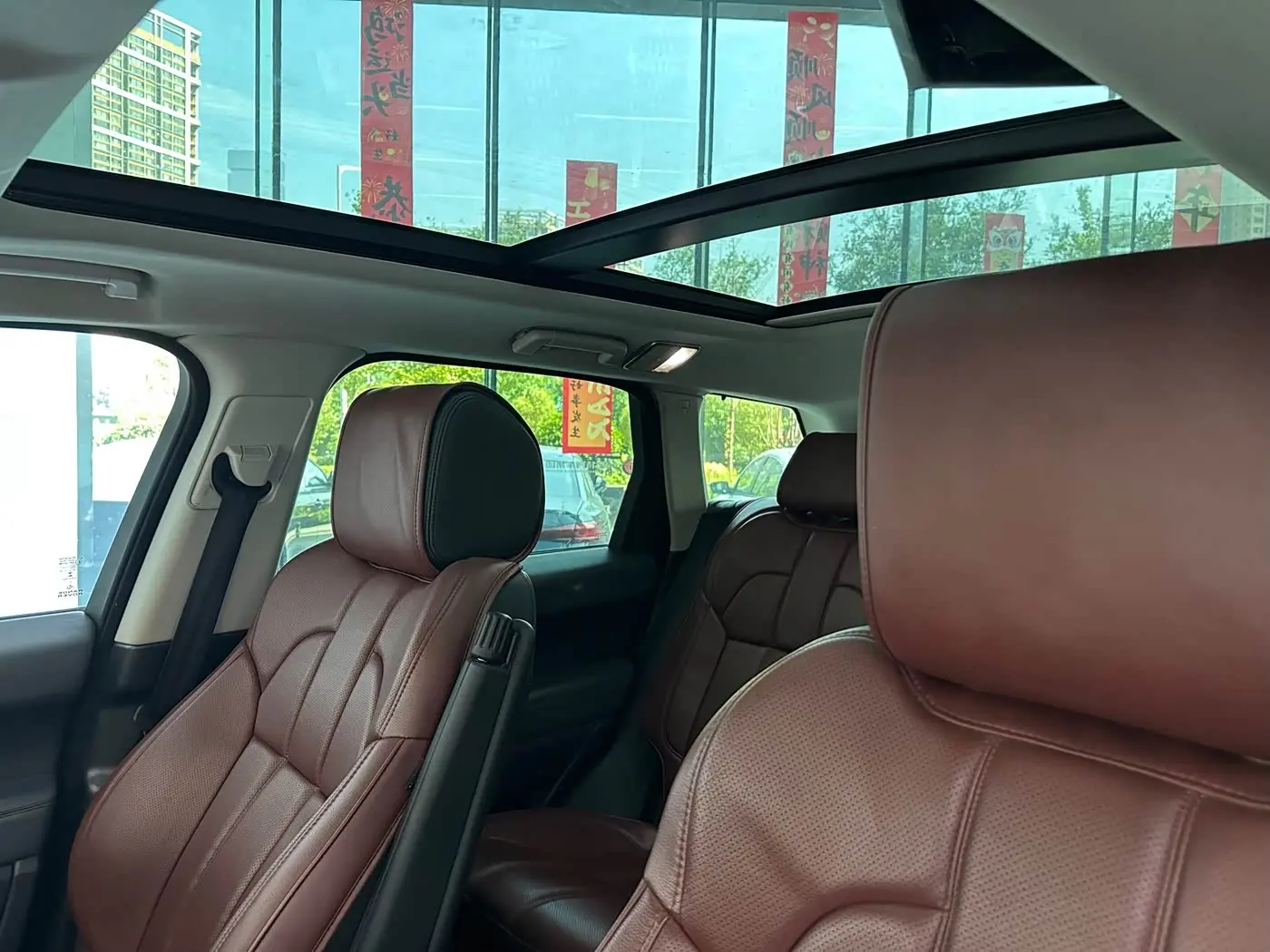 Land Rover Range Rover Sport 2014 — Photo 15/20