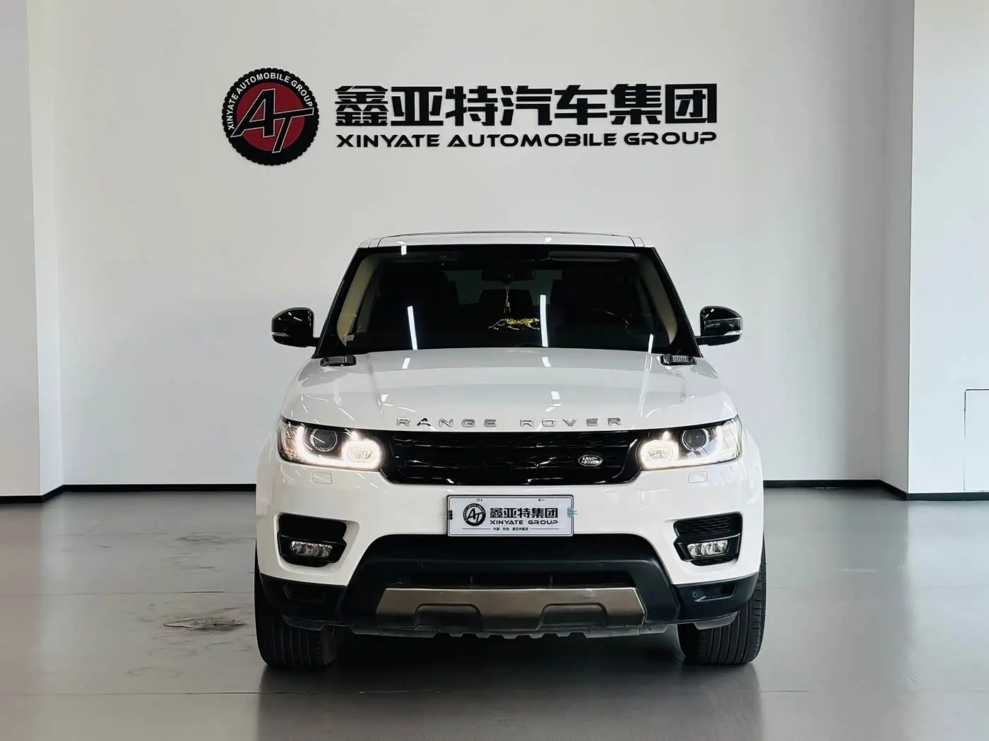 Land Rover Range Rover Sport 2014 — Photo 2/20