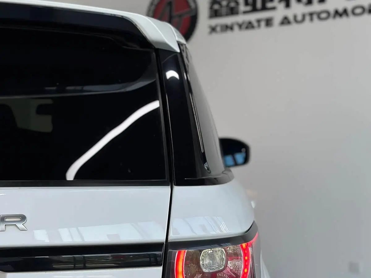 Land Rover Range Rover Sport 2014 — Photo 20/20