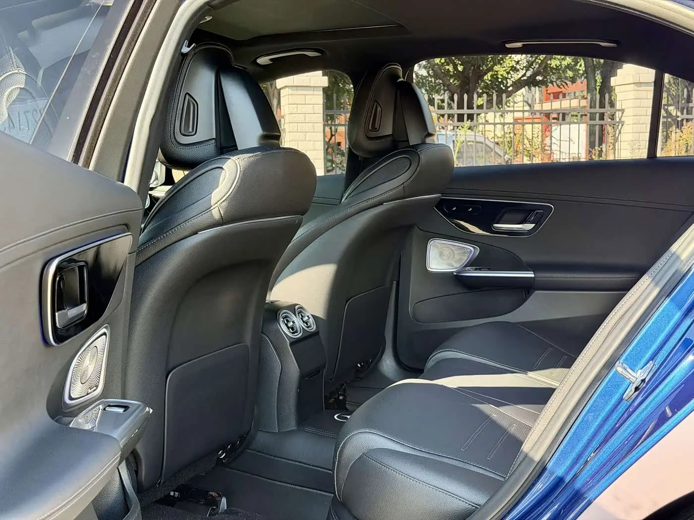 Mercedes-Benz C-Class 2022 — Фото 4/9