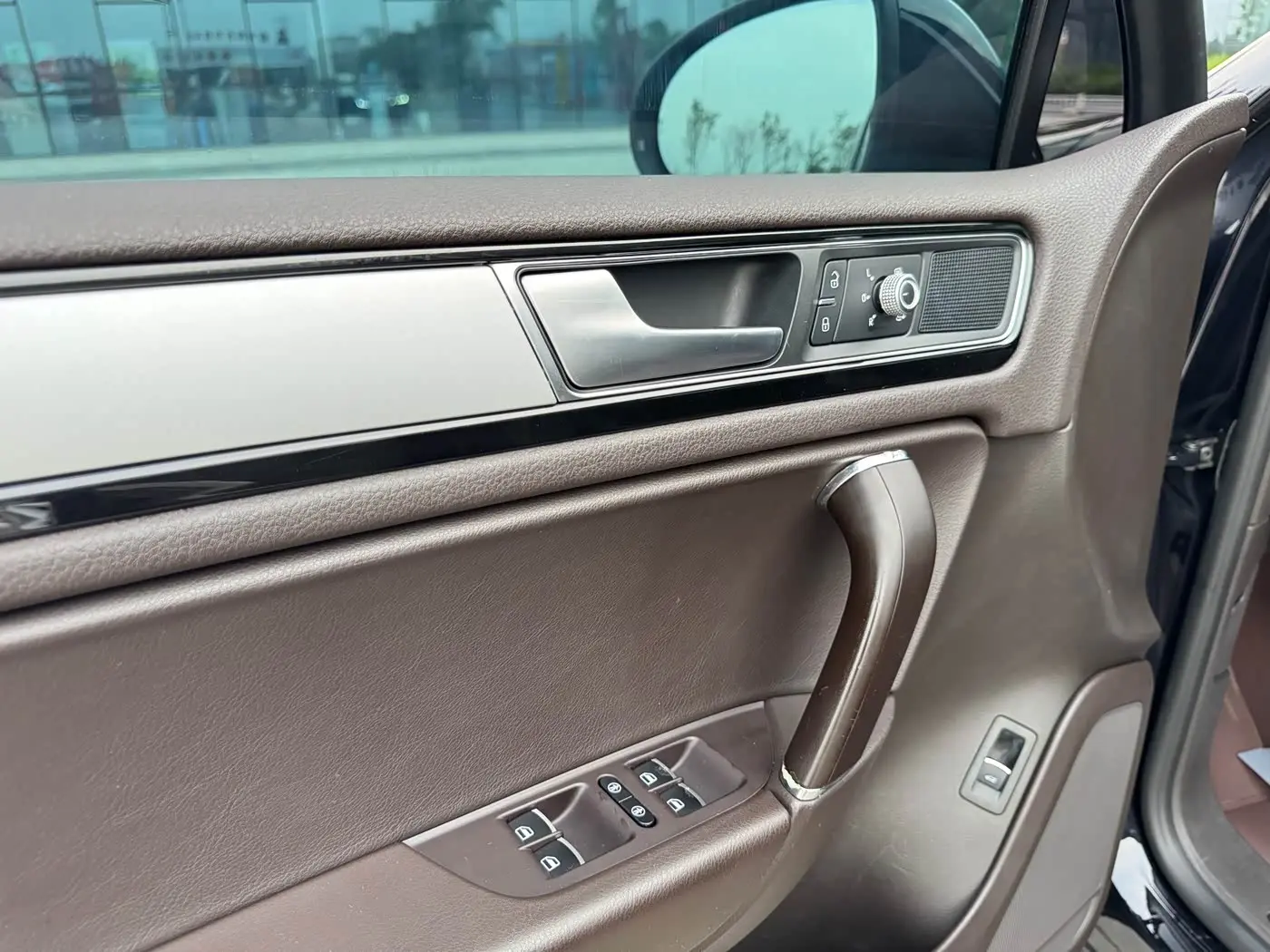 Volkswagen Touareg 2017 — Photo 20/20