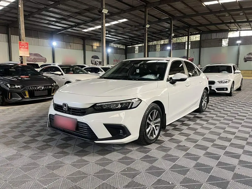 Honda Civic 2022 — Фото 2/15