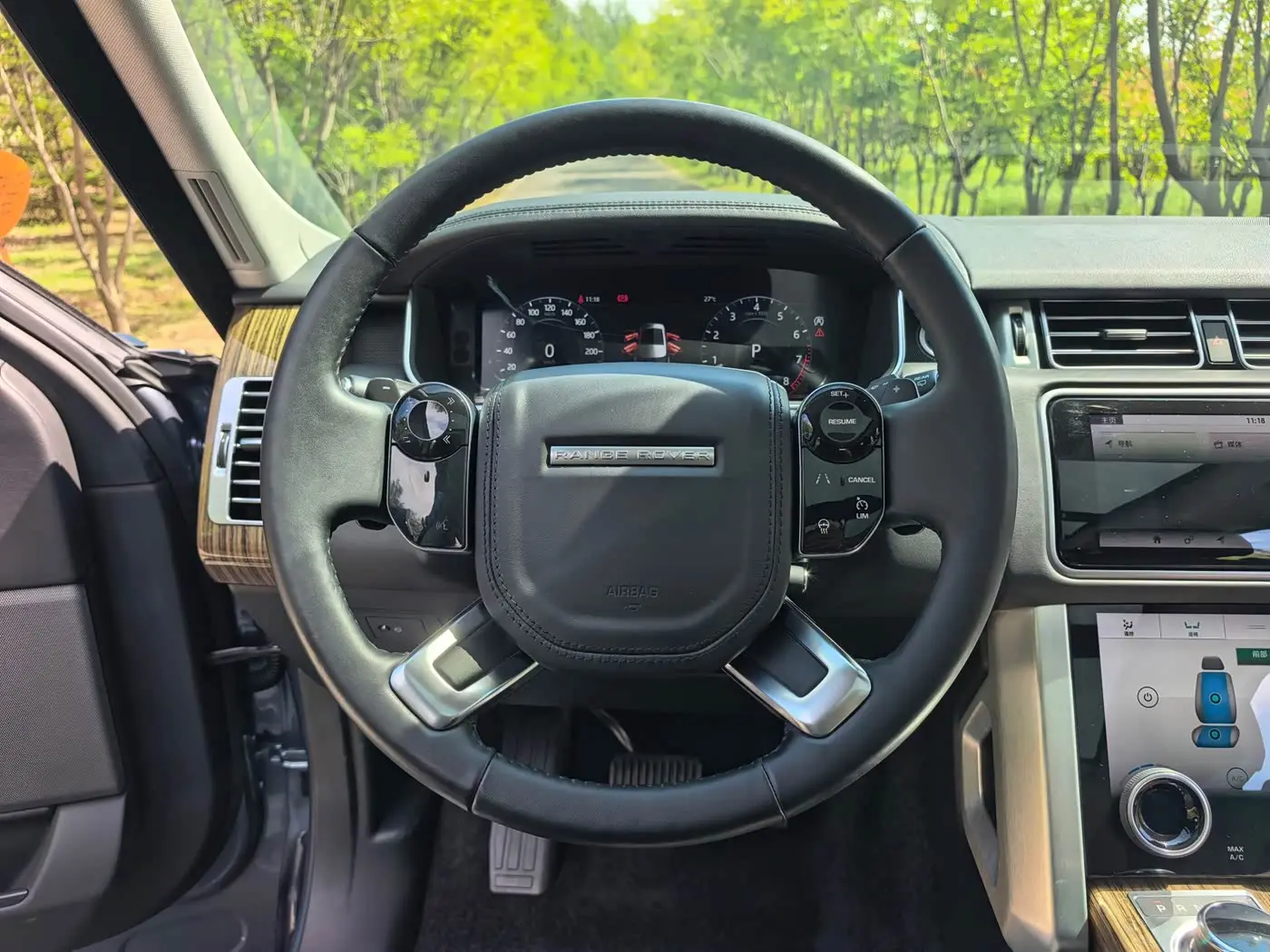 Land Rover Range Rover 2019 — Şəkil 19/20