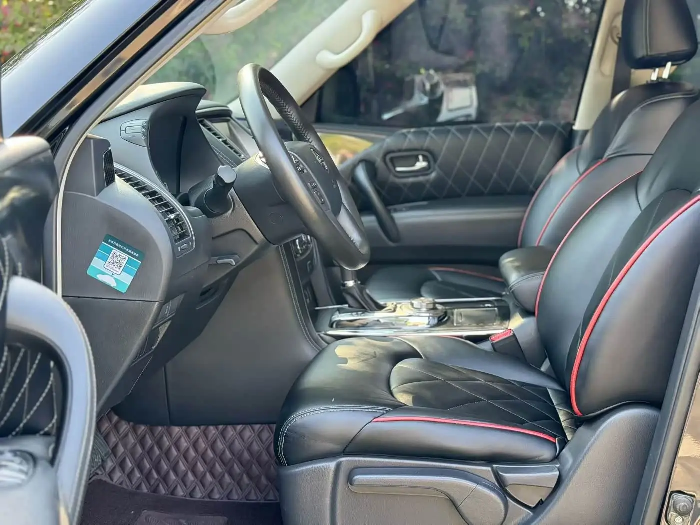 Nissan Patrol 2019 — Photo 5/9