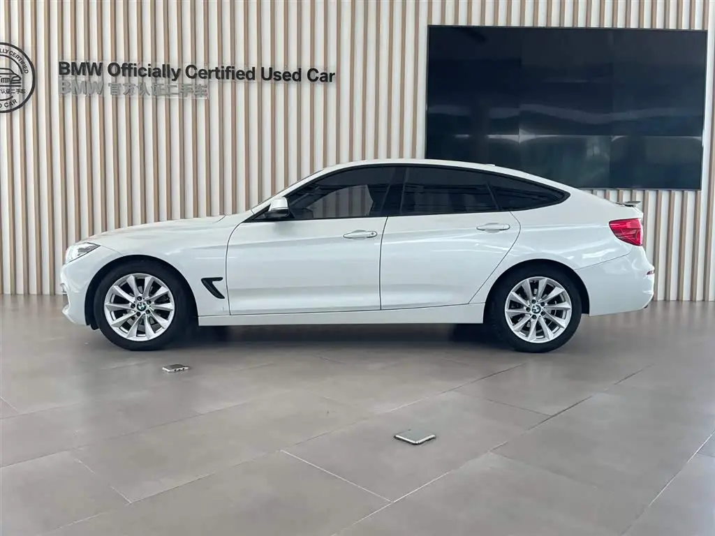 BMW 3 Series GT 2018 — Фото 3/14