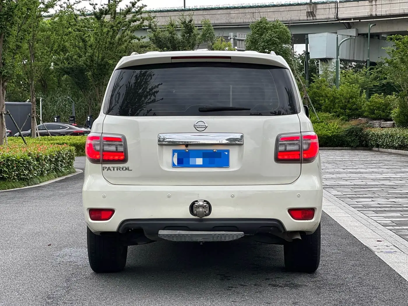 Nissan Patrol 2019 — Photo 5/15