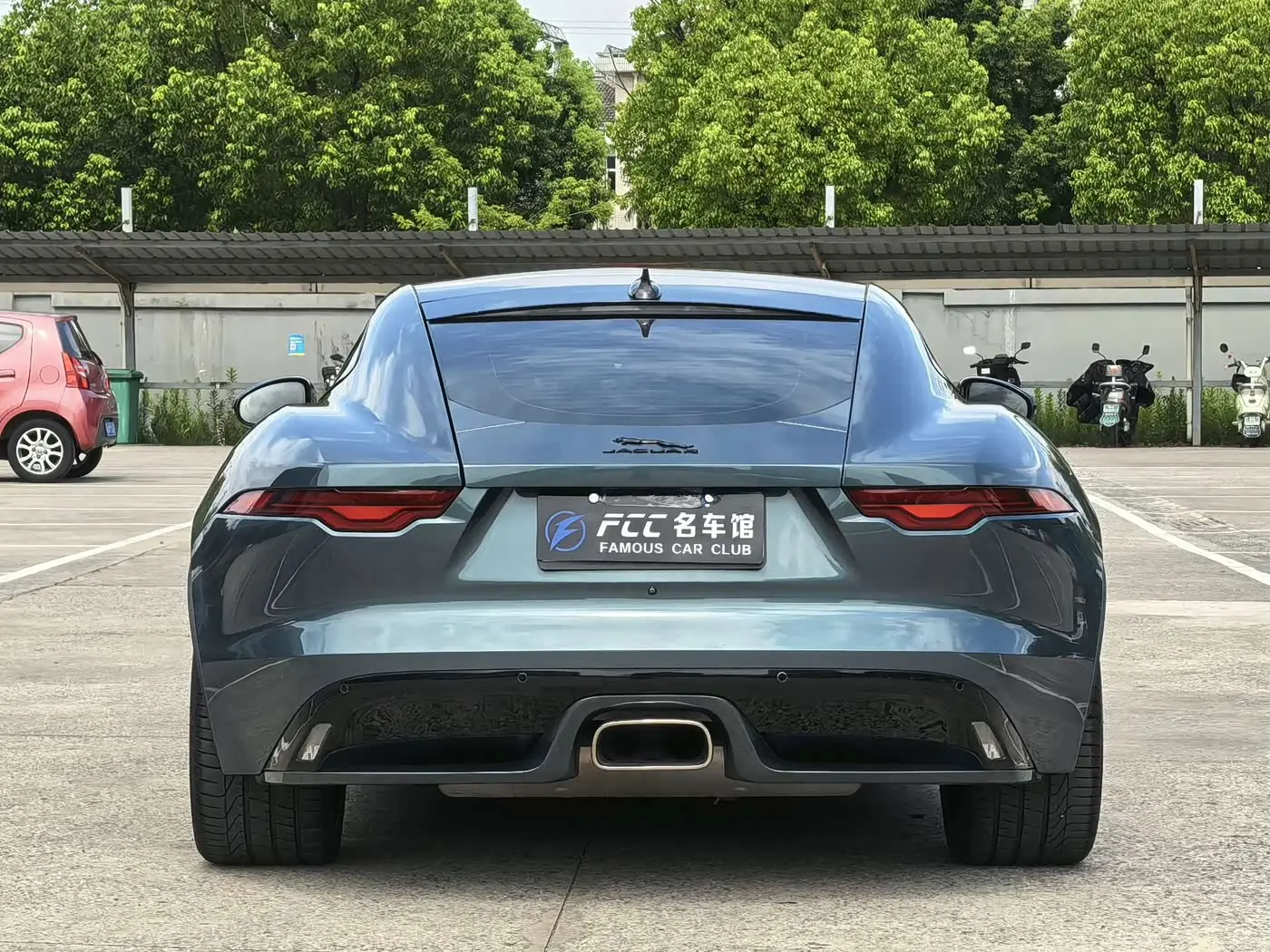 Jaguar F-TYPE 2024 — Photo 4/16