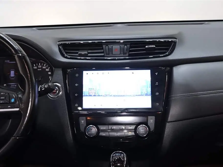 Nissan X-Trail 2021 — Photo 14/20