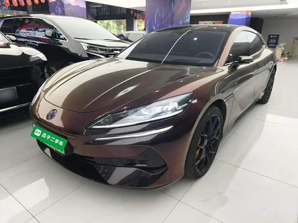 Denza Z9GT, 2024