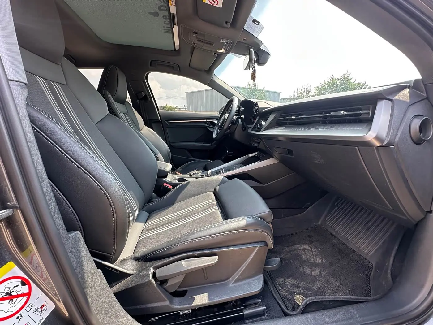 Audi A3 2023 — Şəkil 9/13