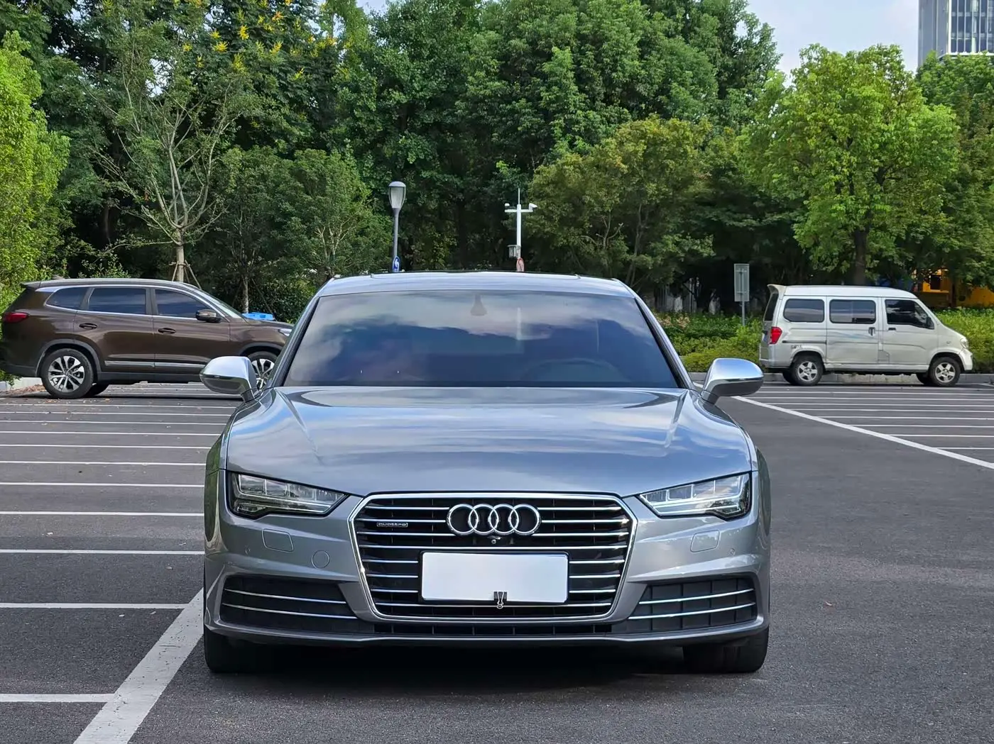 Audi A7 2017 — Photo 2/14