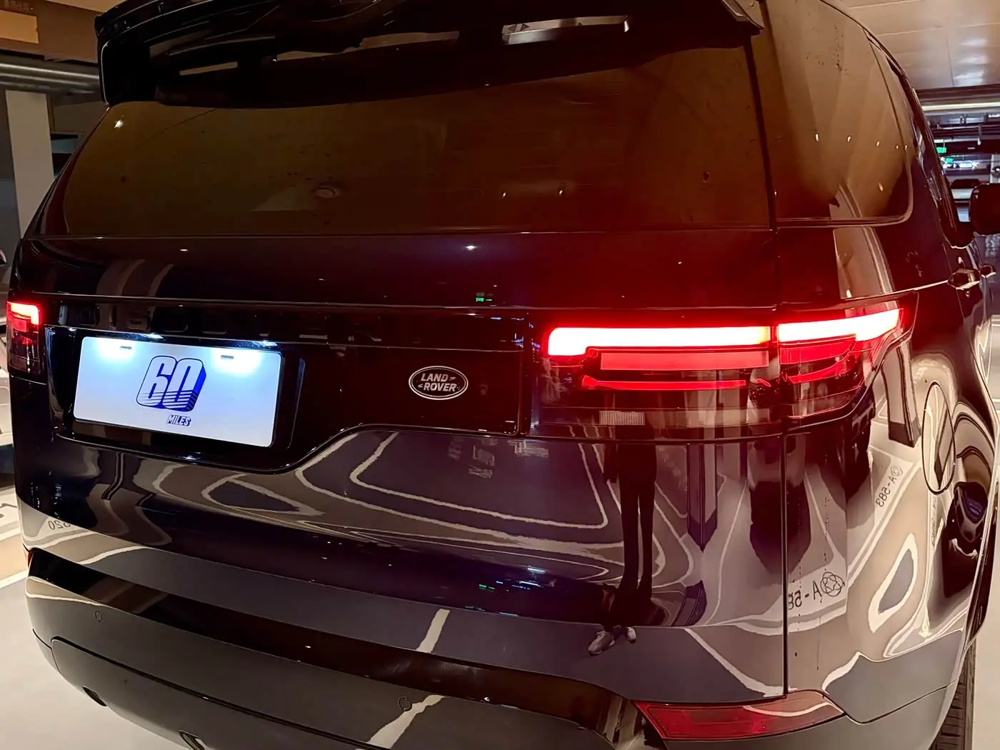 Land Rover Discovery 2018 — Photo 16/20
