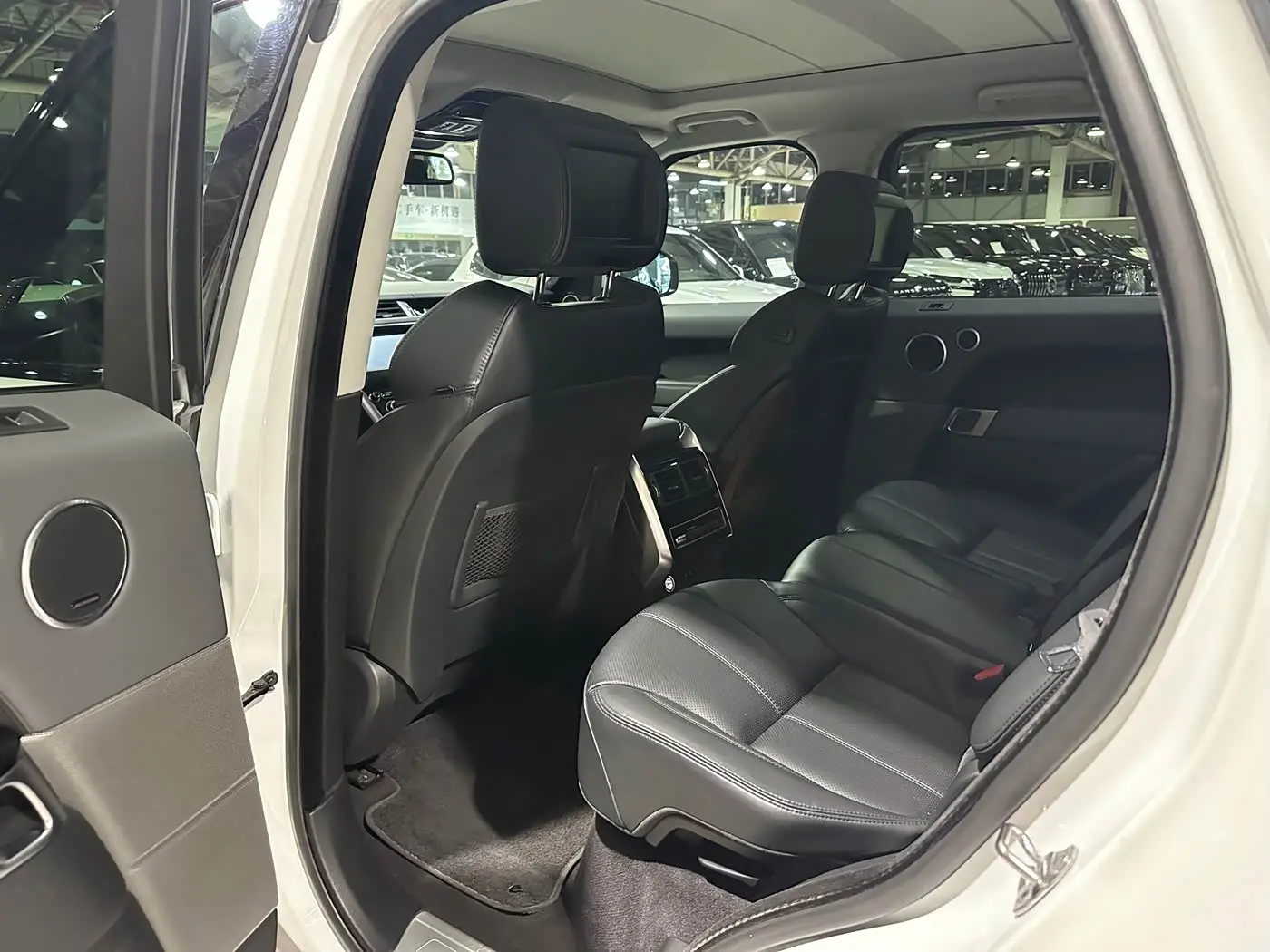 Land Rover Range Rover Sport 2014 — Фото 11/19