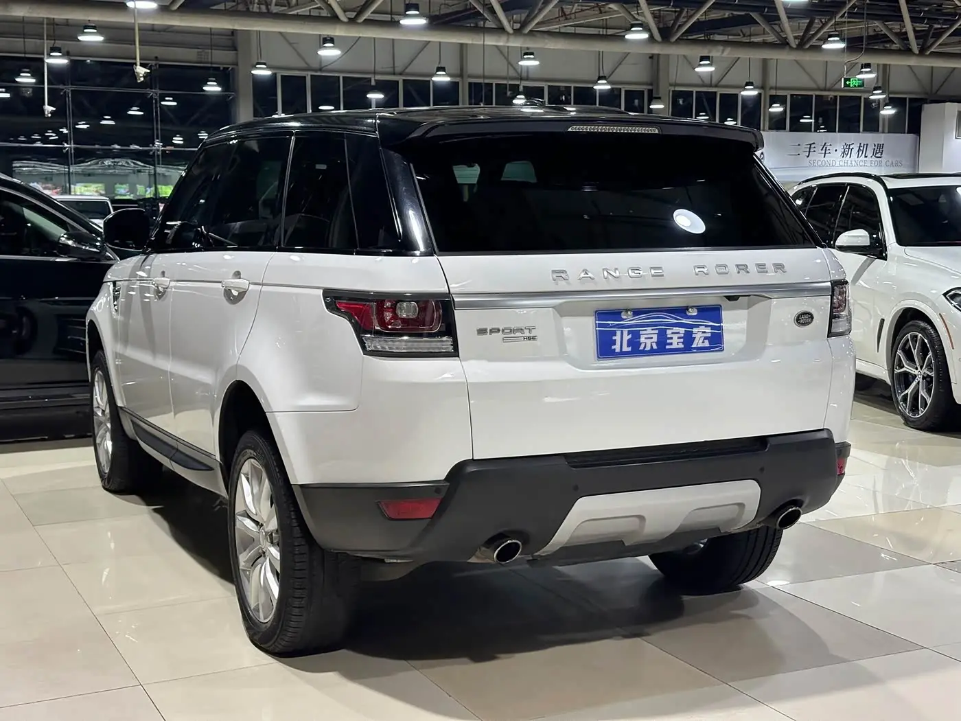 Land Rover Range Rover Sport 2014 — Фото 16/19