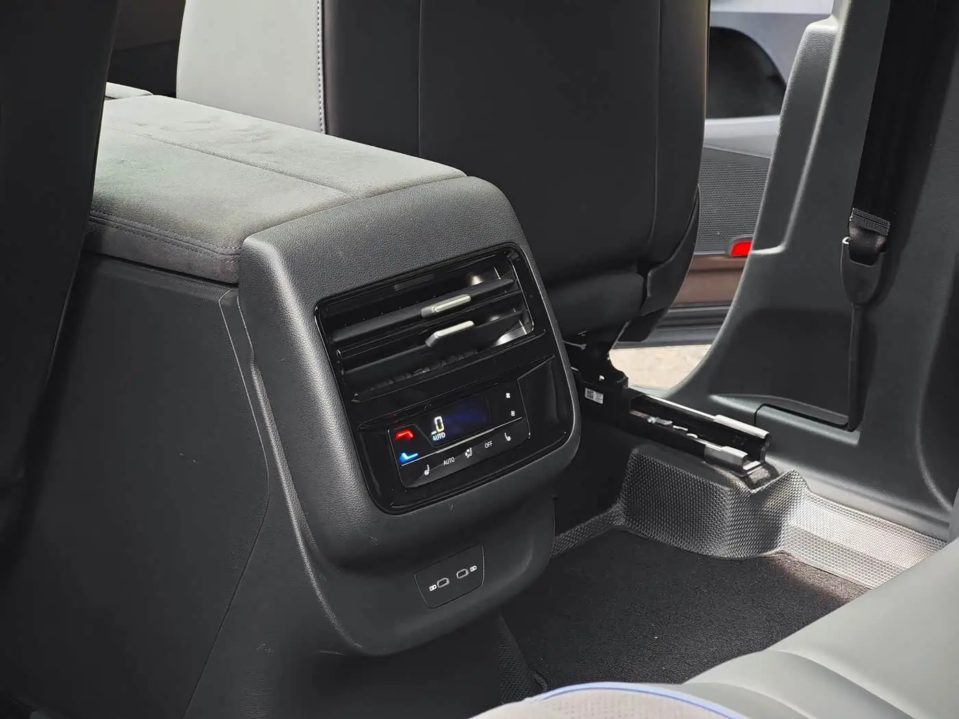 Volkswagen Teramont 2025 — Photo 10/13