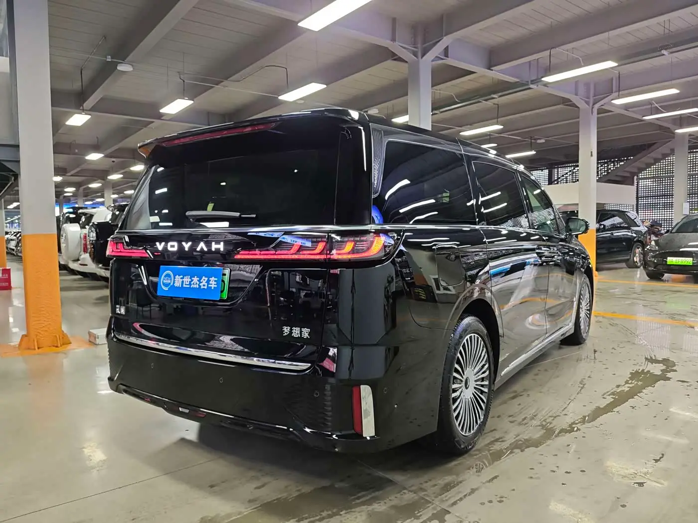 Voyah Auto Voyah Dreamer 2026 — Photo 13/18