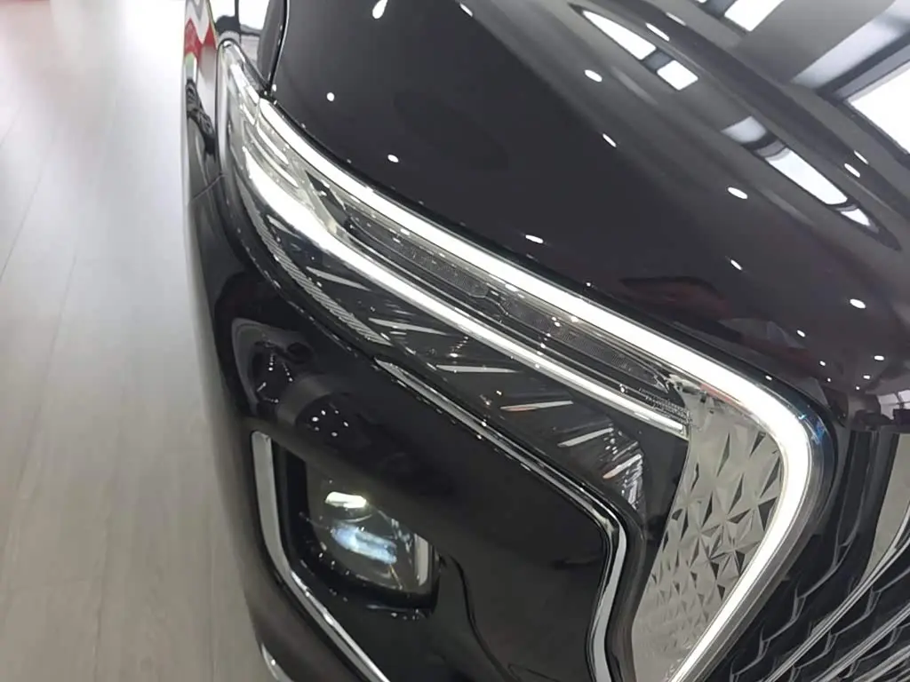 Hongqi HQ9 PHEV 2024 — Şəkil 13/20