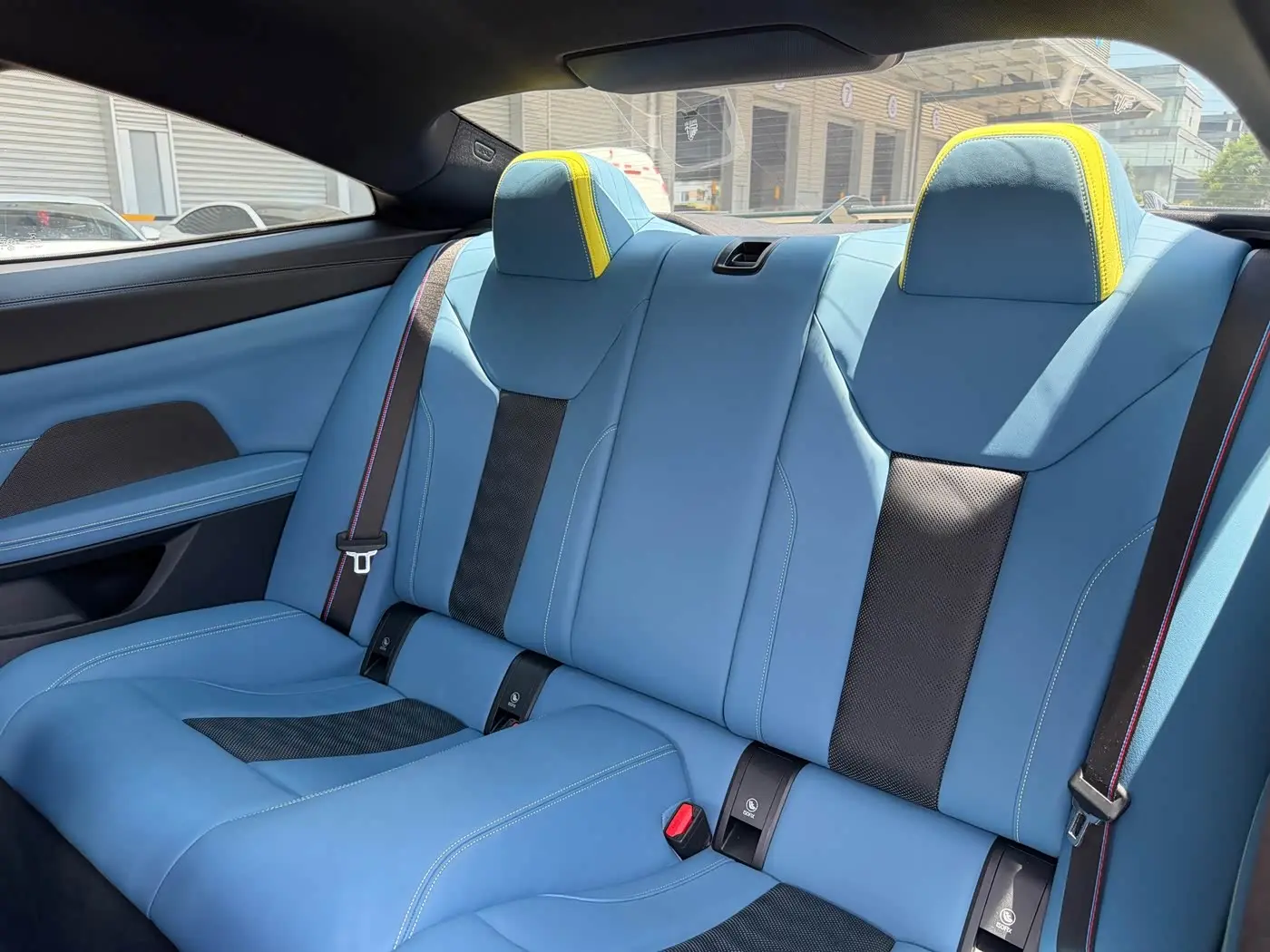 BMW M4 2022 — ფოტო 9/20