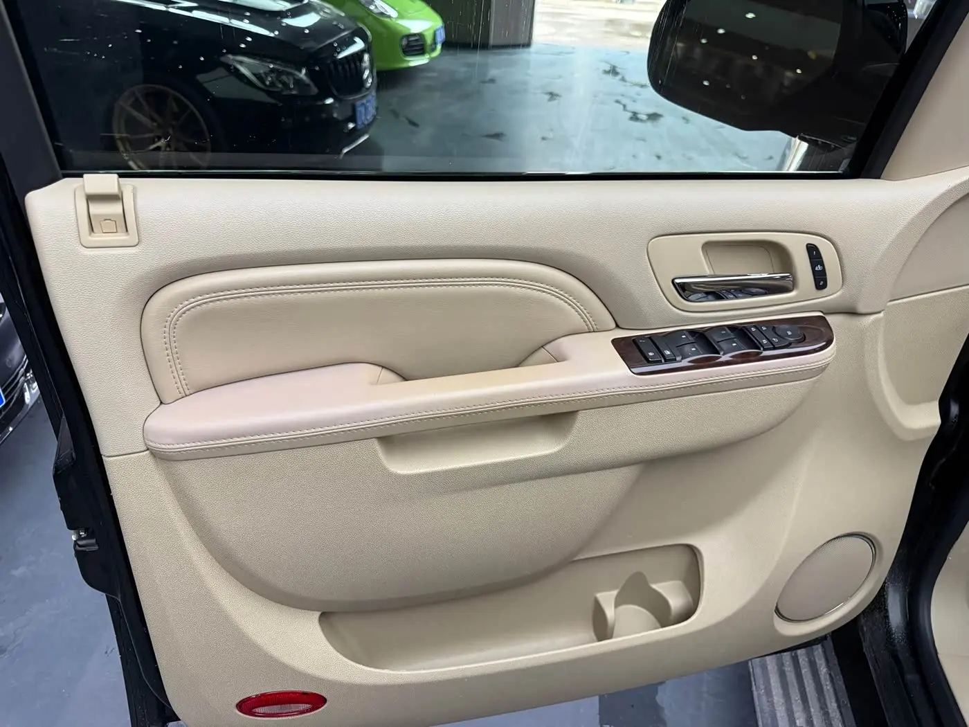 Cadillac Escalade 2010 — Photo 20/20