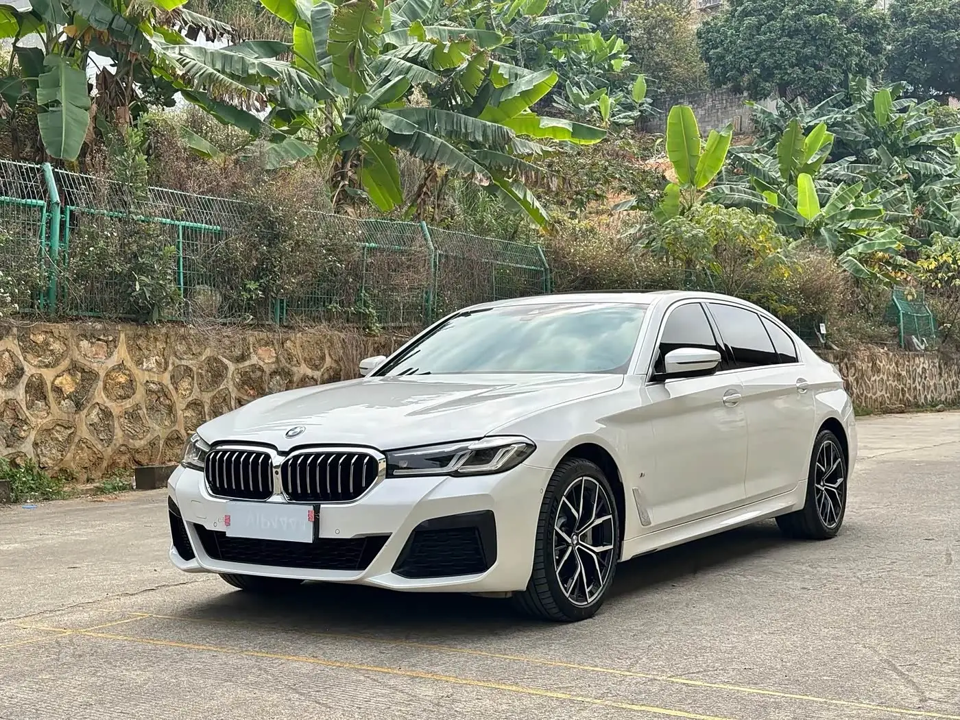 BMW 5 Series, 2023