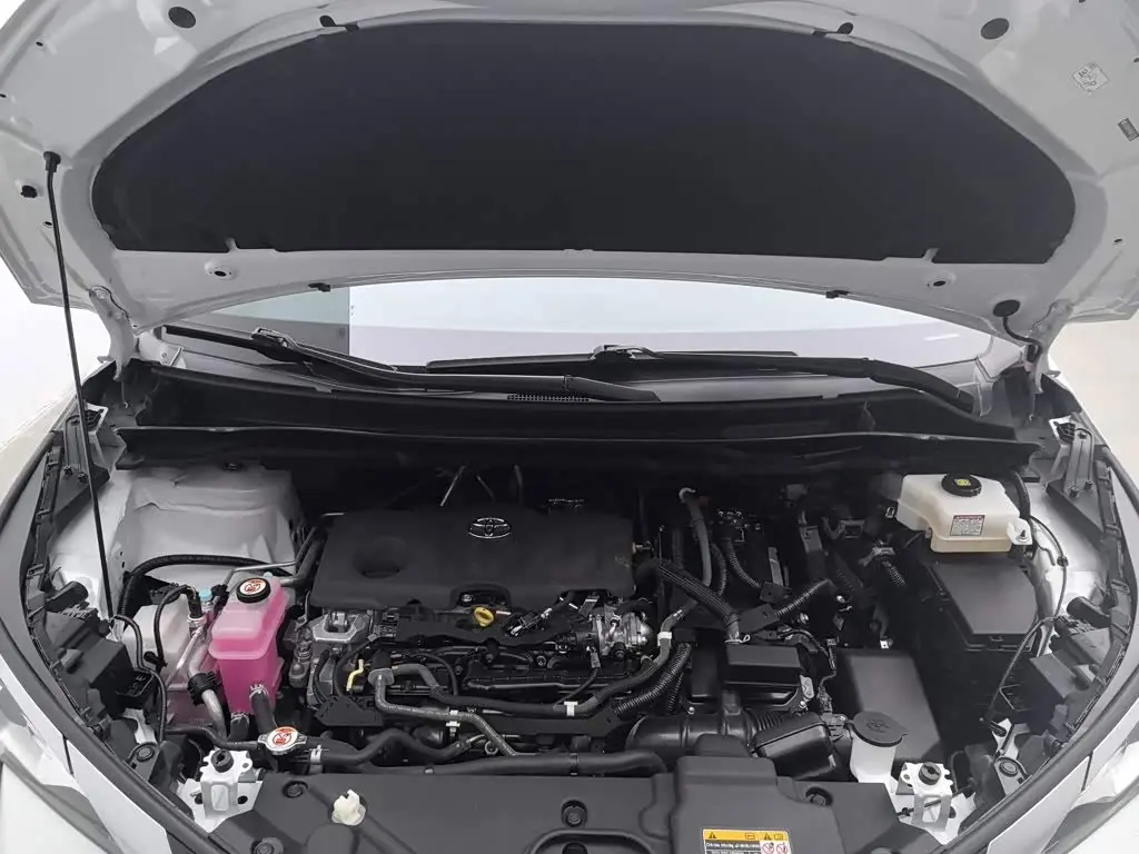 Toyota Sienna 2024 — ფოტო 6/20