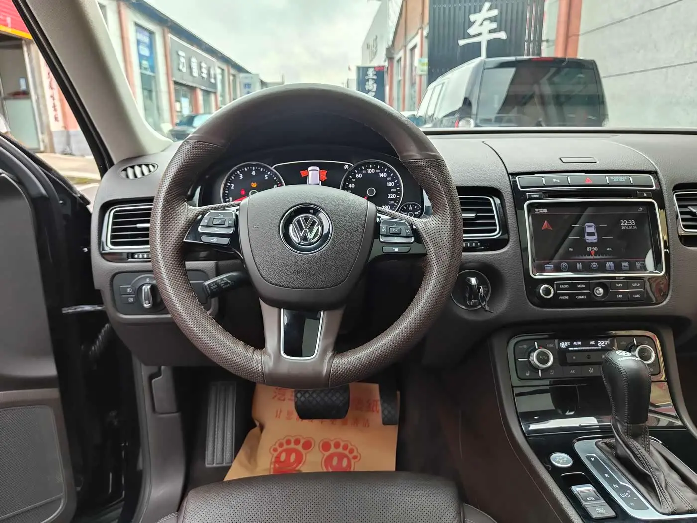 Volkswagen Touareg 2017 — Photo 13/14