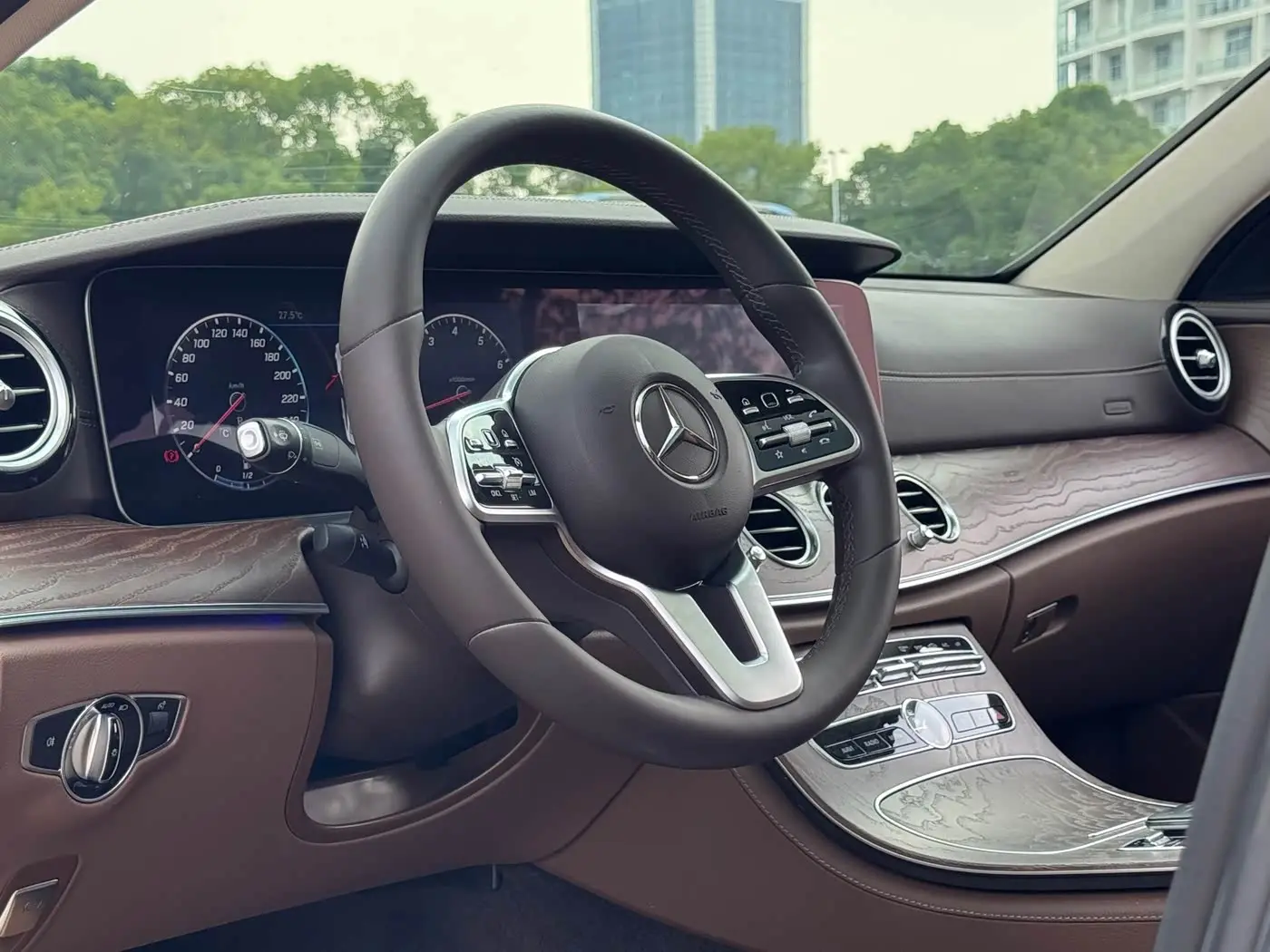 Mercedes-Benz E-Class 2019 — Şəkil 14/20