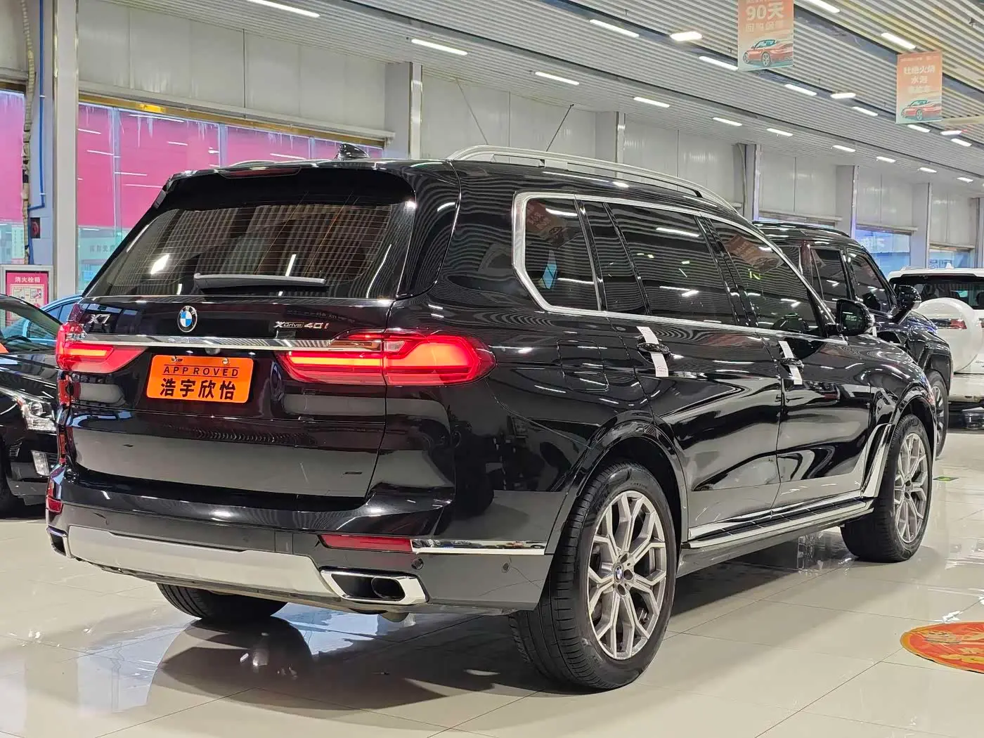 BMW X7 2022 — Фото 4/20