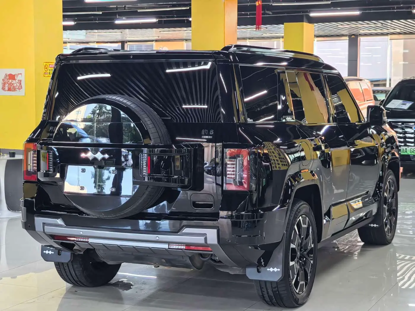 Fang Cheng Bao Leopard 8 2025 — Photo 18/18
