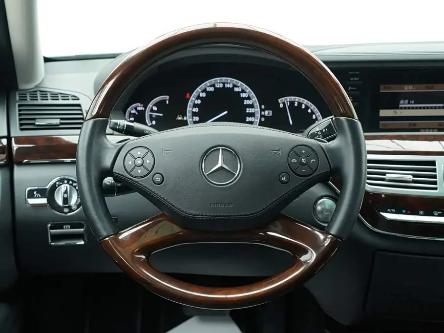 Mercedes-Benz S-Class 2011 — Şəkil 8/20