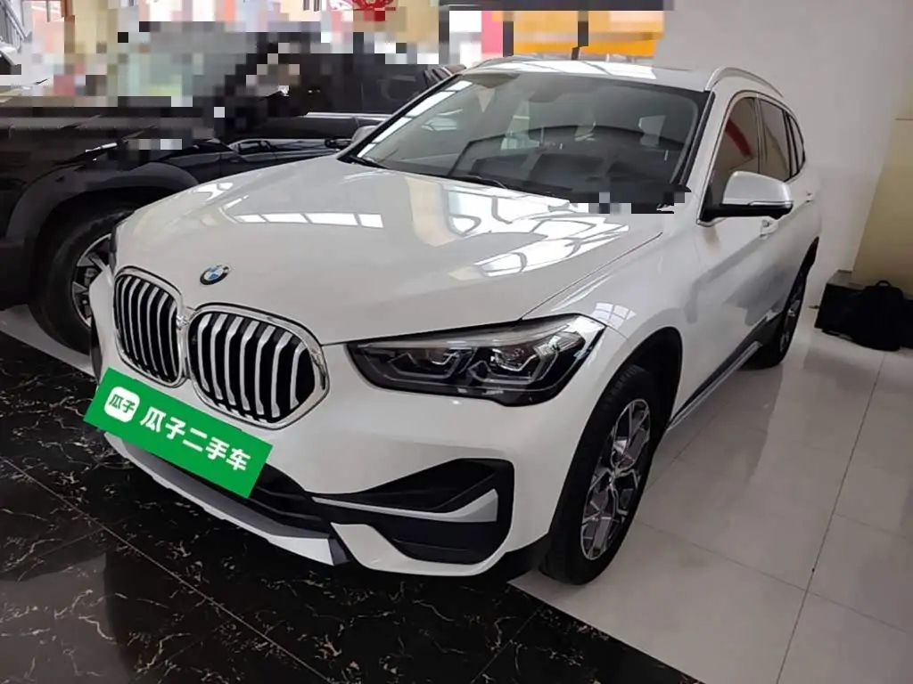 BMW X1 2022 — Şəkil 1/20