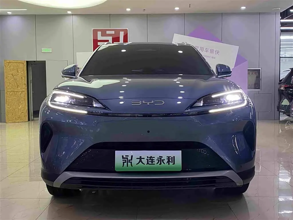 BYD Hai Shi 07 DM-i 2025 — Photo 2/18