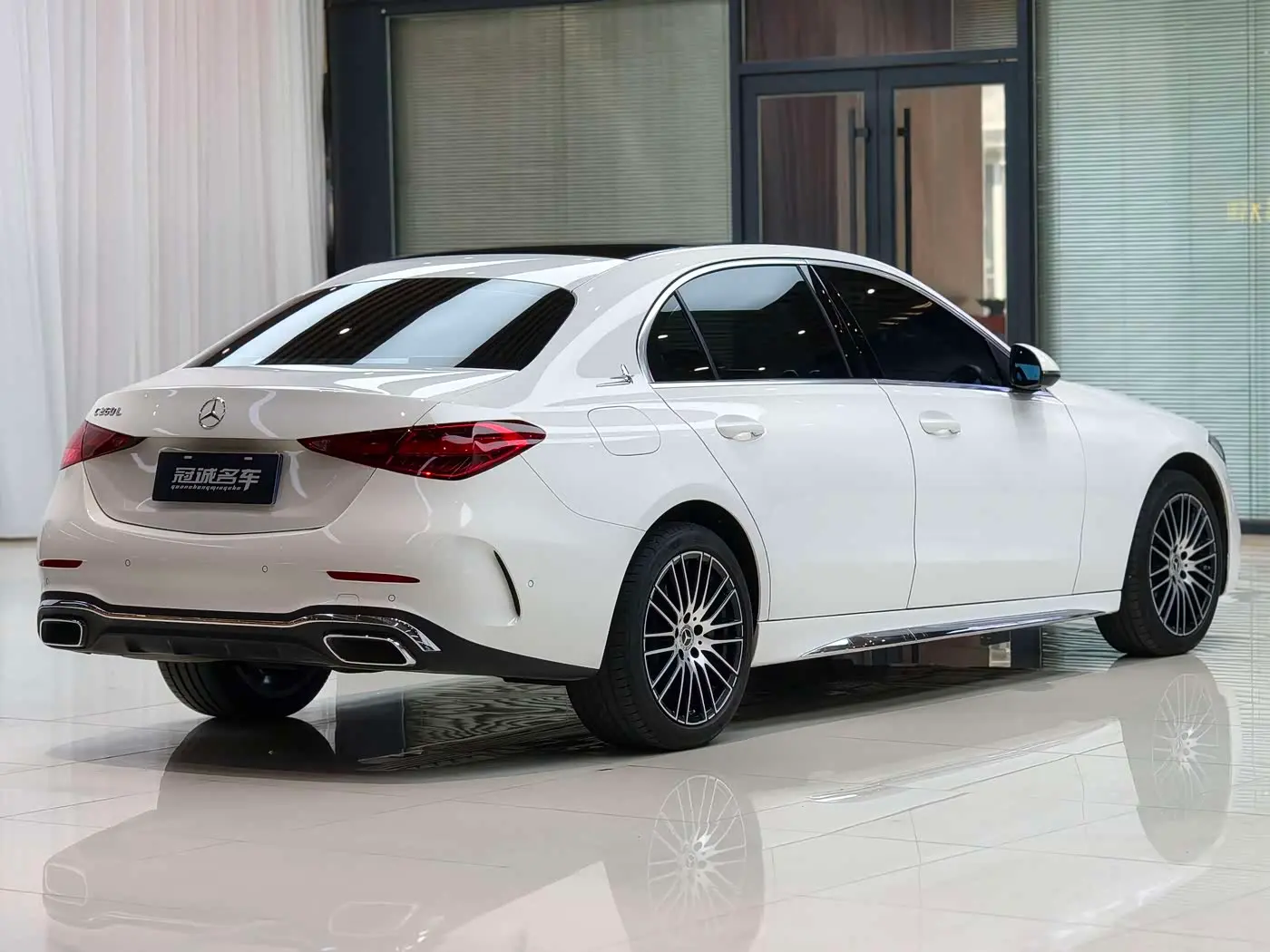 Mercedes-Benz C-Class 2024 — Photo 5/10