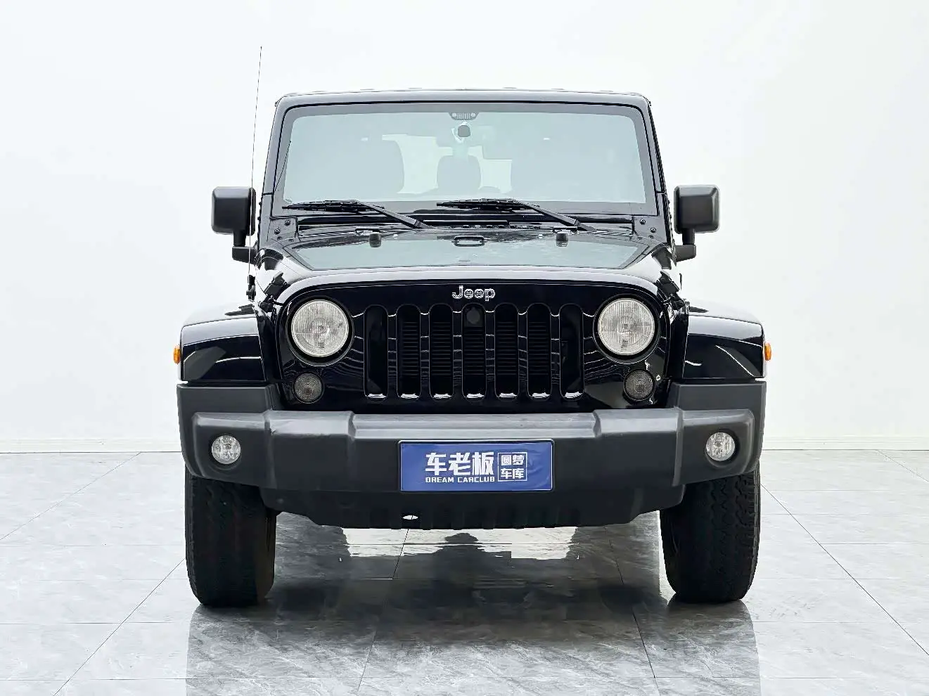 Jeep Wrangler 2016 — Photo 2/20
