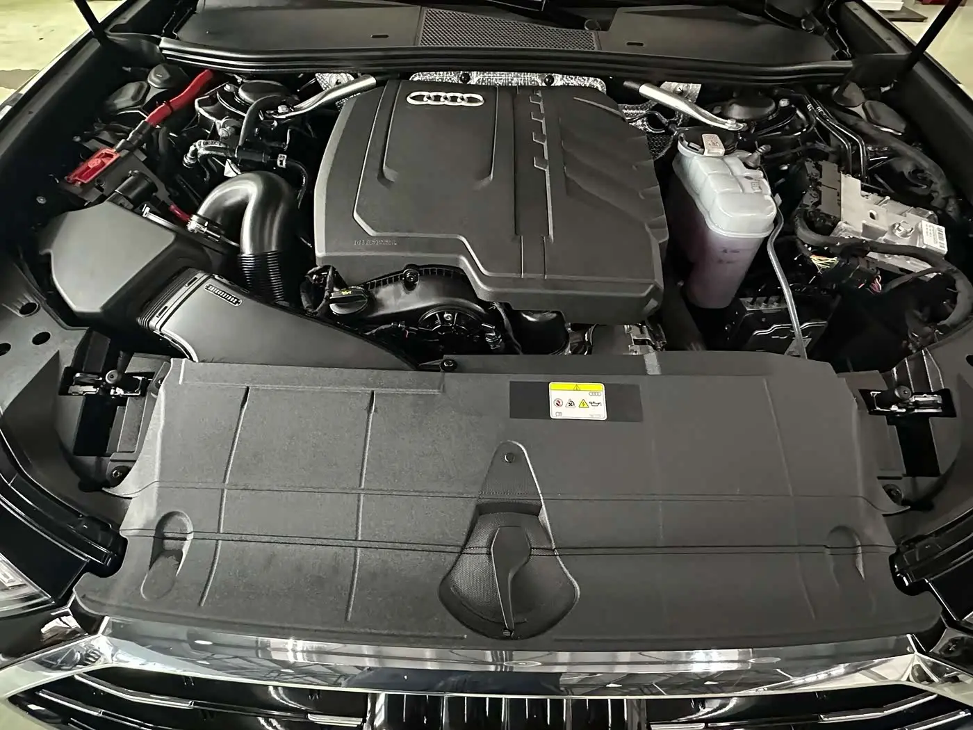 Audi A6L 2024 — Şəkil 6/11